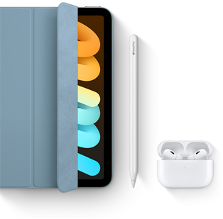 Un iPad mini est utilisé avec un Smart Folio, un Apple Pencil Pro et des AirPods Pro.